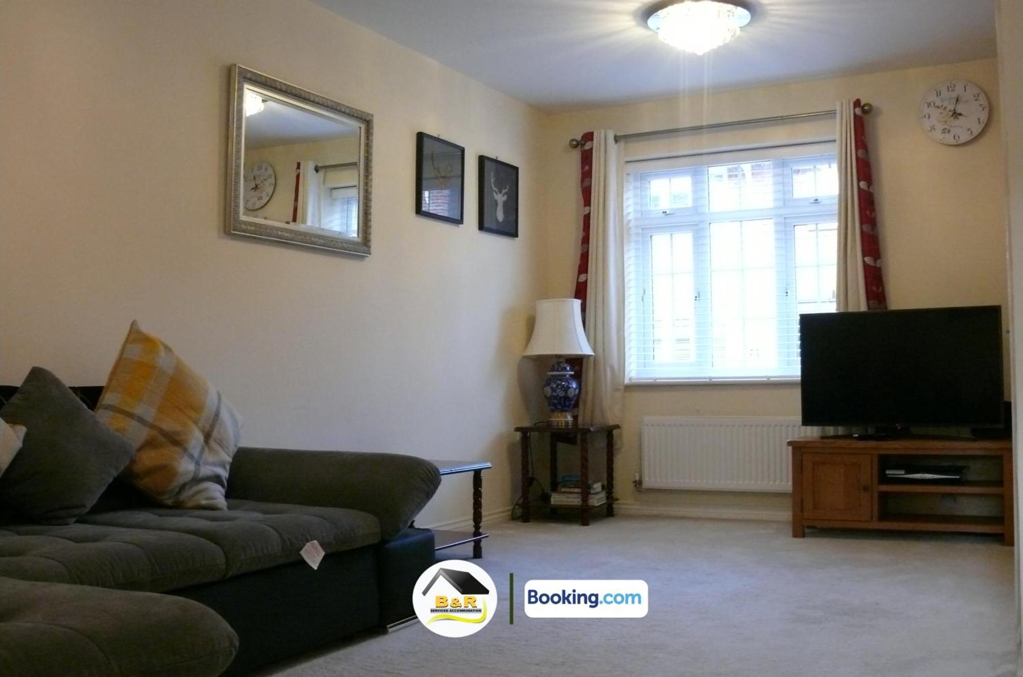 3 Bedroom House By B And R Serviced Accommodation Amesbury With Super Fast Wi-Fi 145Mbps Exterior photo