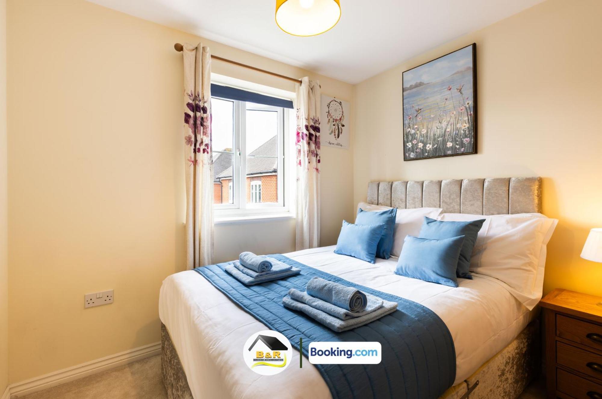 3 Bedroom House By B And R Serviced Accommodation Amesbury With Super Fast Wi-Fi 145Mbps Exterior photo
